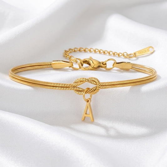 Initial Knot - Ett forever armband